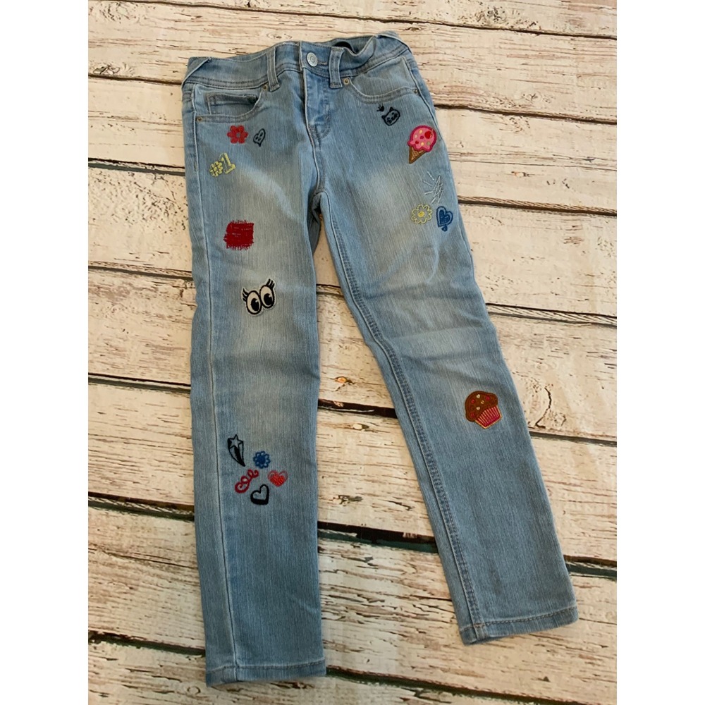 Cat & Jack Girls Super Skinny Light Wash Denim Jeans with Fun Patches Size 6